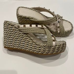 Valentino size 39 Rockstud Torchon 95mm Wedge Espadrilles. NEW! Authentic.